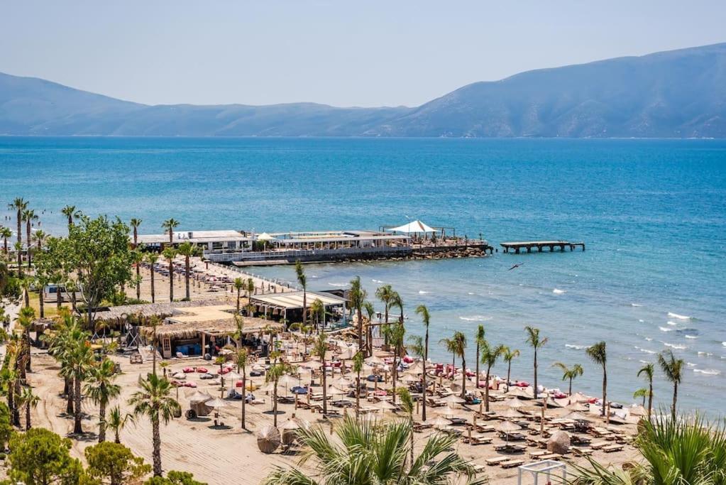 Naos' Vlorë